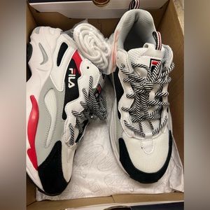 Slightly brand new Filas